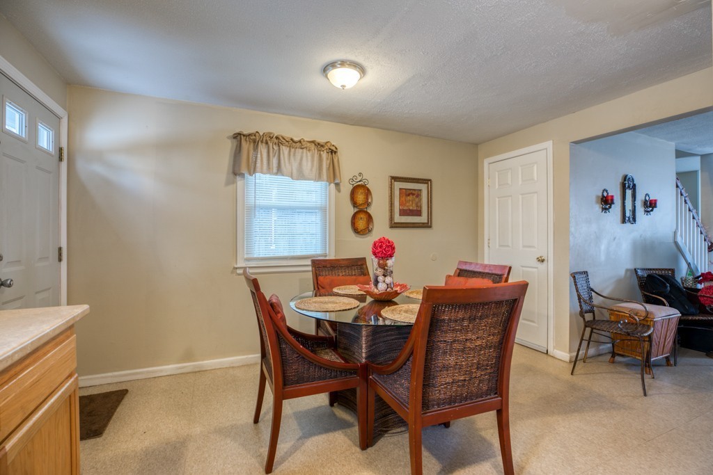 33-35 Nathaniel Street Springfield, MA 01109 - Photo 23 of 32 Gallery Image 23