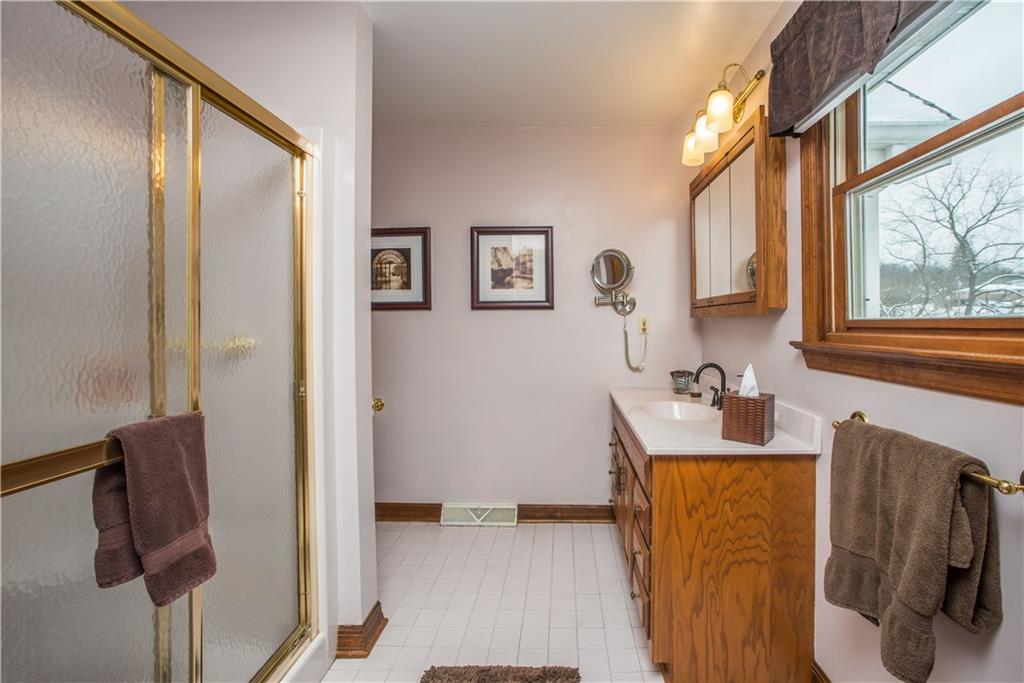 300 Mansfield Road Washington, PA 15301 - Photo 19 of 25 Gallery Image 19