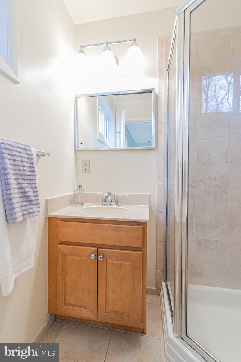 403 Hannes Street Silver Spring, MD 20901 - Photo 20 of 39