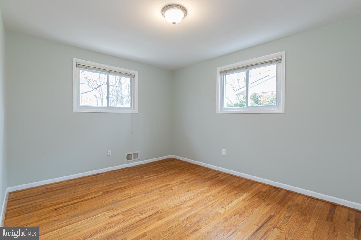 403 Hannes Street Silver Spring, MD 20901 - Photo 21 of 39