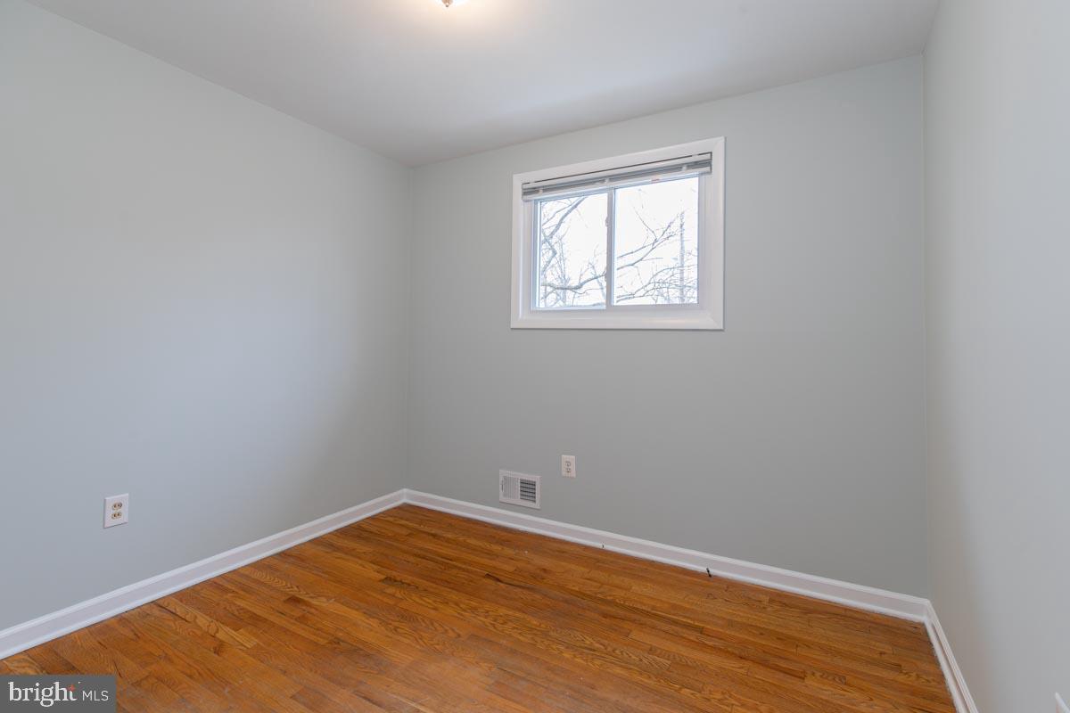 403 Hannes Street Silver Spring, MD 20901 - Photo 24 of 39