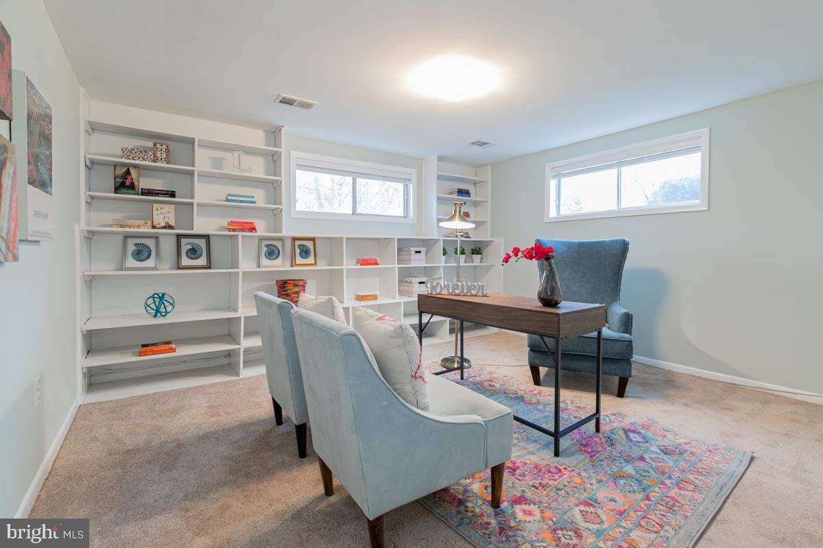 403 Hannes Street Silver Spring, MD 20901 - Photo 32 of 39