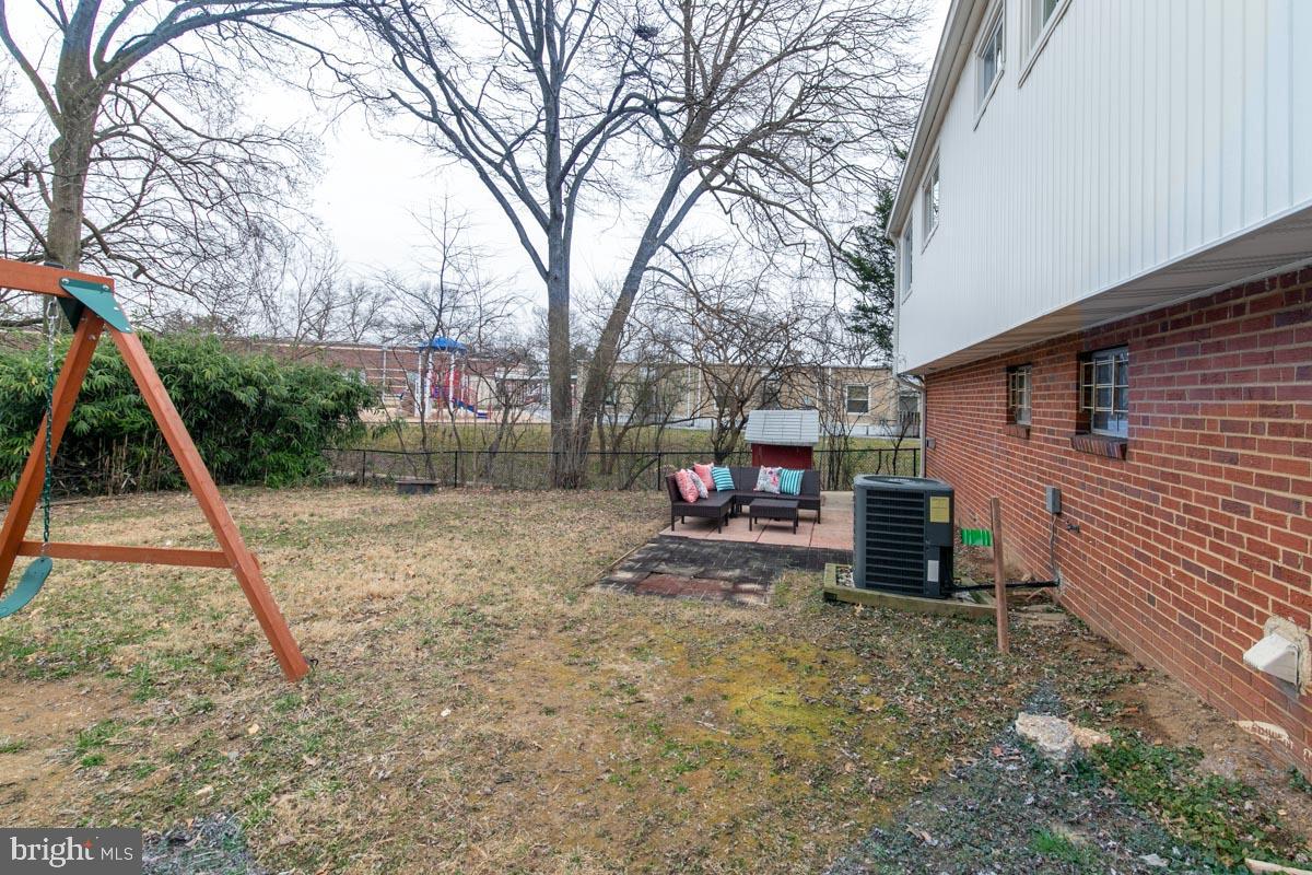 403 Hannes Street Silver Spring, MD 20901 - Photo 37 of 39