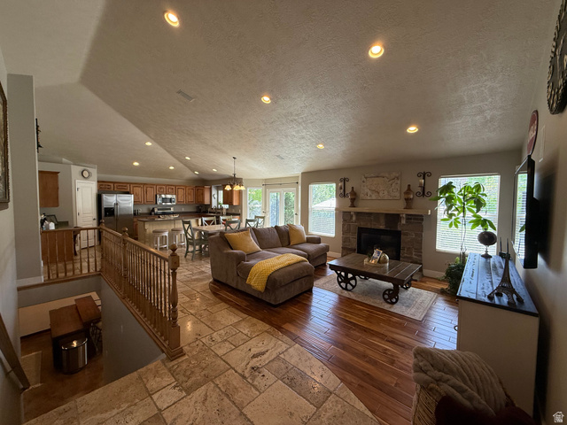 314 Brown Farm Lane Draper, UT 84020 - Photo 2 of 25
