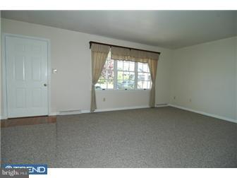 148 South View Road Fleetwood, PA 19522 - Photo 5 of 5 Living Room