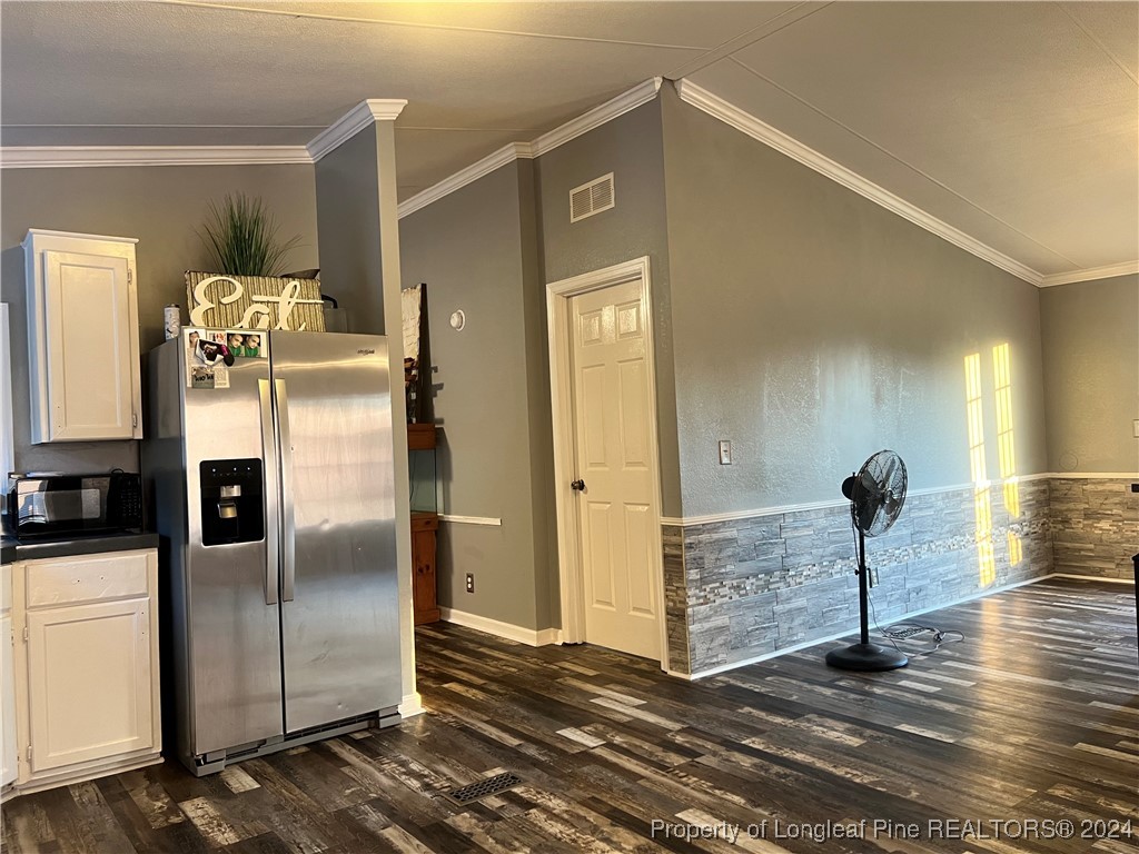 3221 Moss Neck Road Pembroke, NC 28372 - Photo 4 of 19 Gallery Image 4