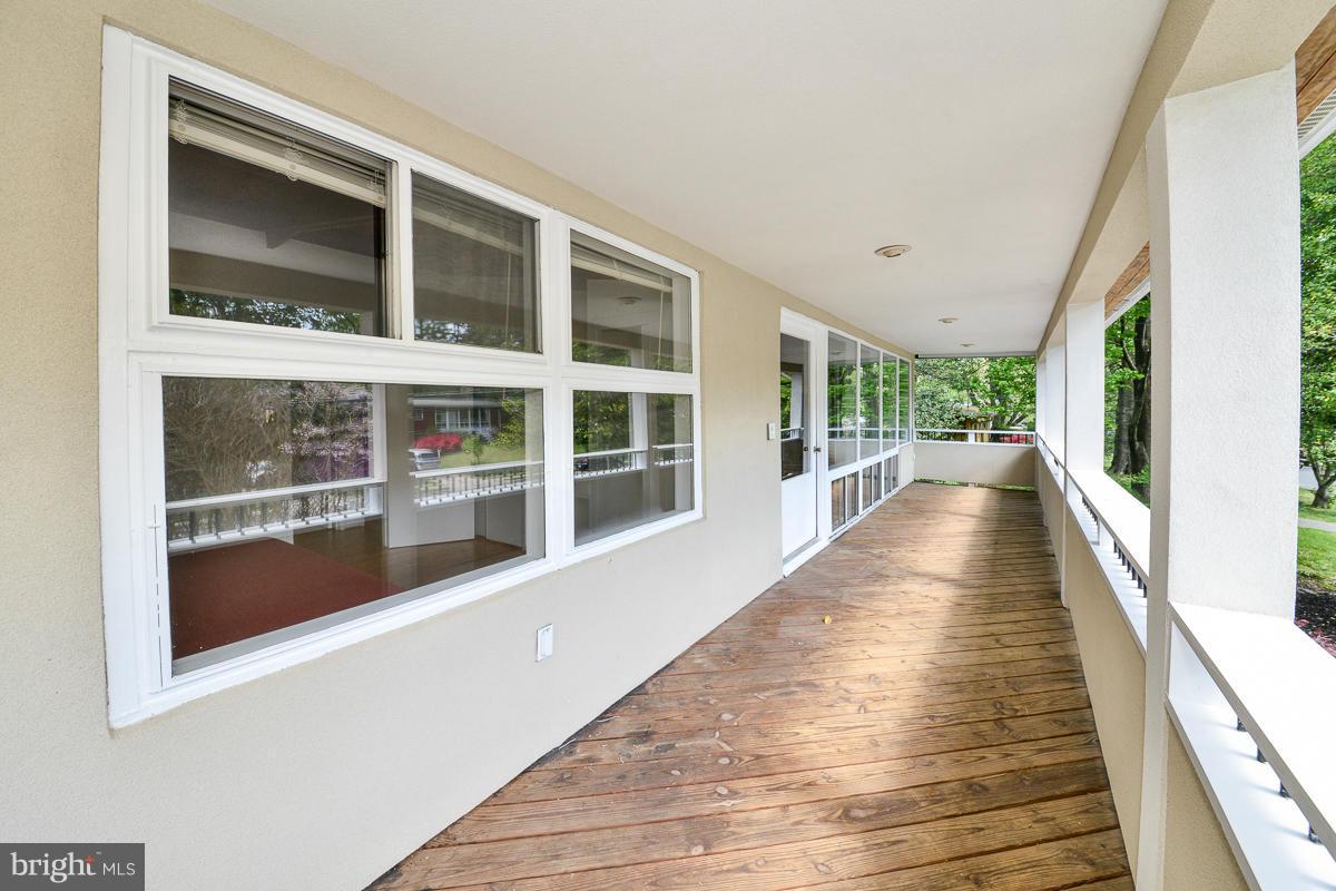 2927 Pine Spring Road Falls Church, VA 22042 - Photo 17 of 26 Veranda