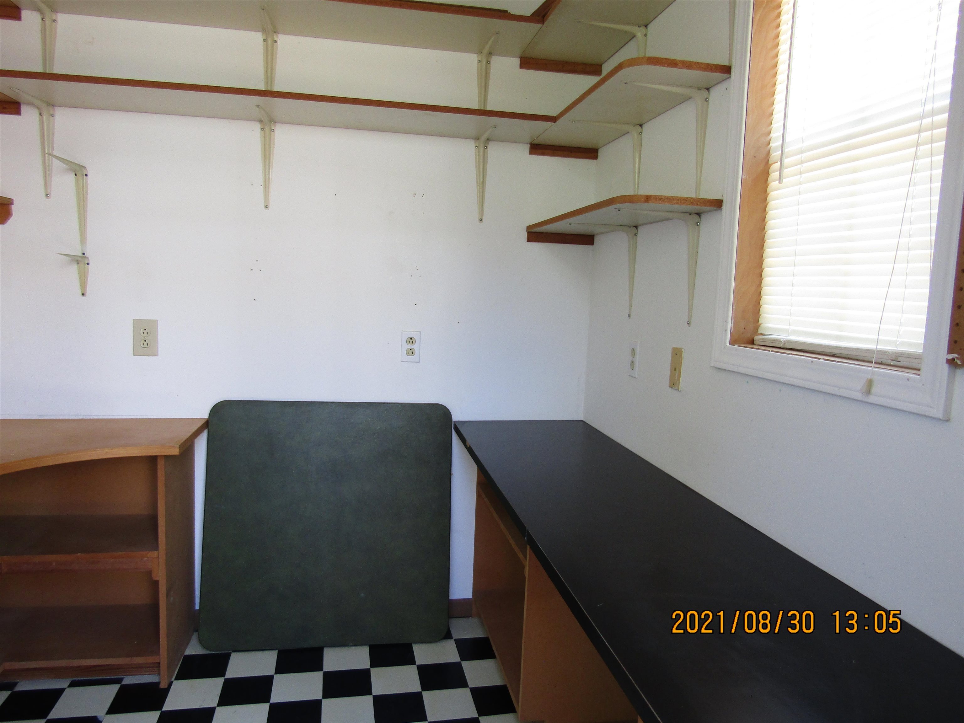 210-211 Defuniak Loop Lillian, AL 36549 - Photo 36 of 47 Inside Craft Room