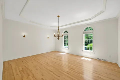$2,695,000 | 2146 West Columbia Court, Mequon, WI 53092