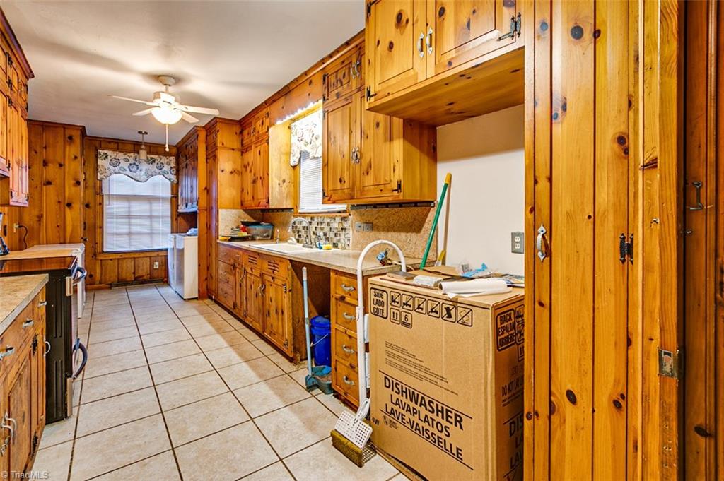 918 Trollinger Road Asheboro, NC 27203 - Photo 12 of 34 Gallery Image 12