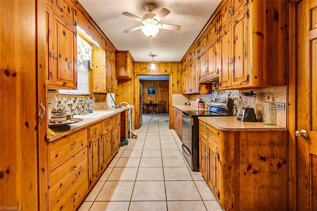 918 Trollinger Road Asheboro, NC 27203 - Photo 17 of 34 Gallery Image 17