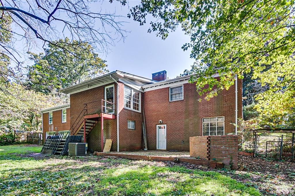 918 Trollinger Road Asheboro, NC 27203 - Photo 4 of 34 Gallery Image 4