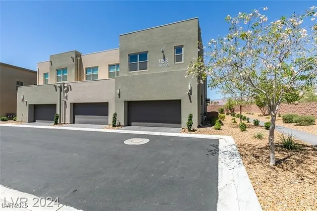 $3,200 | 1153 Notch Peak Street, Unit 103, Las Vegas, NV 89135