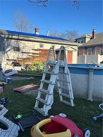 $275,000 | 5 Washington Avenue, Cranston, RI 02920