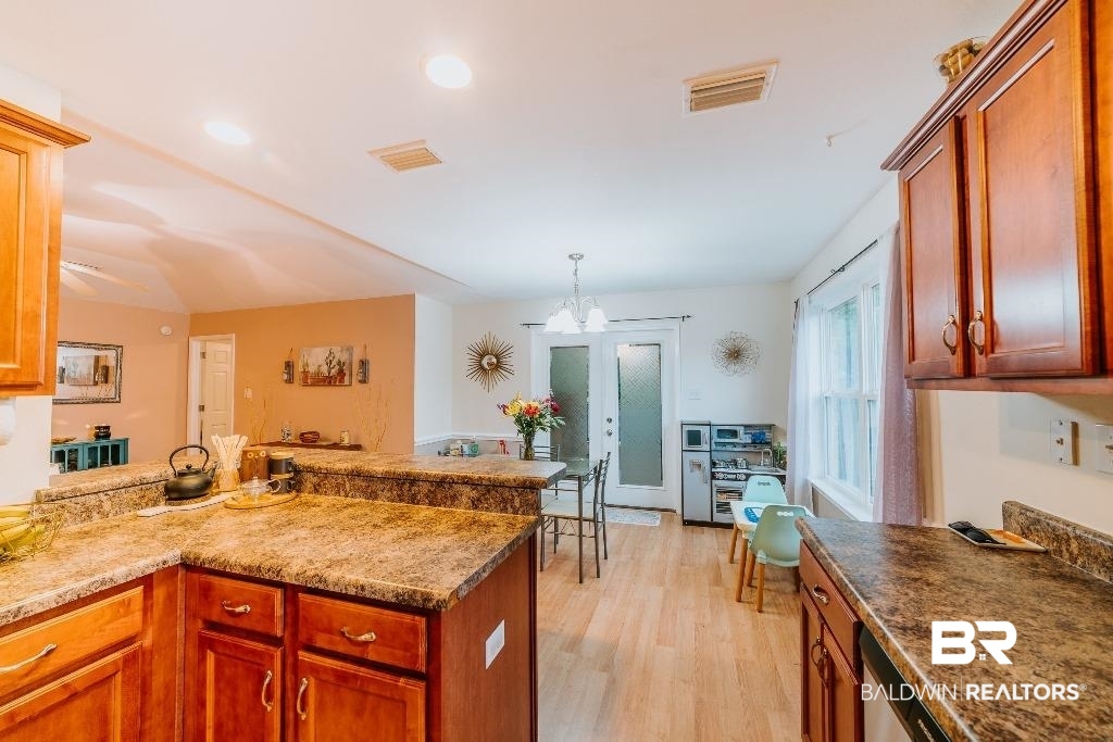 11910 Ives Lane Mobile, AL 36608 - Photo 6 of 24