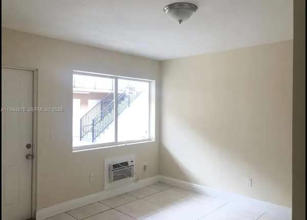 $1,725 | 1940 Washington Avenue, Unit 15, Opa-Locka, FL 33054
