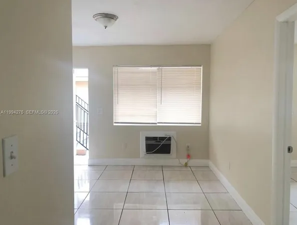 $1,725 | 1940 Washington Avenue, Unit 15, Opa-Locka, FL 33054