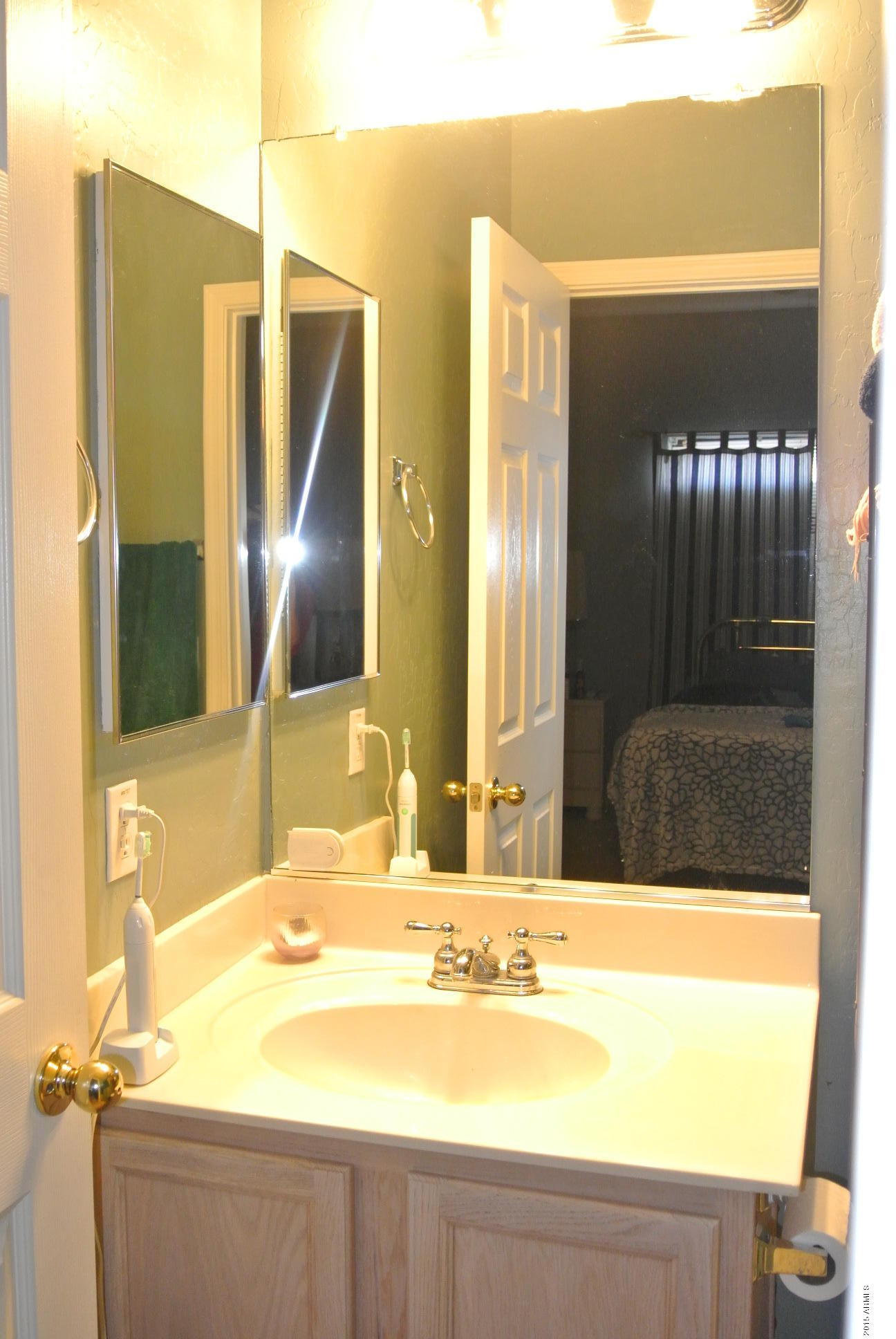 1118 West Fremont Rd. Phoenix, AZ 85041 - Photo 21 of 28 DSC_2902