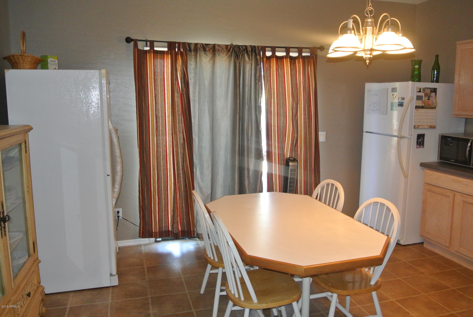 1118 West Fremont Rd. Phoenix, AZ 85041 - Photo 5 of 28 DSC_2851