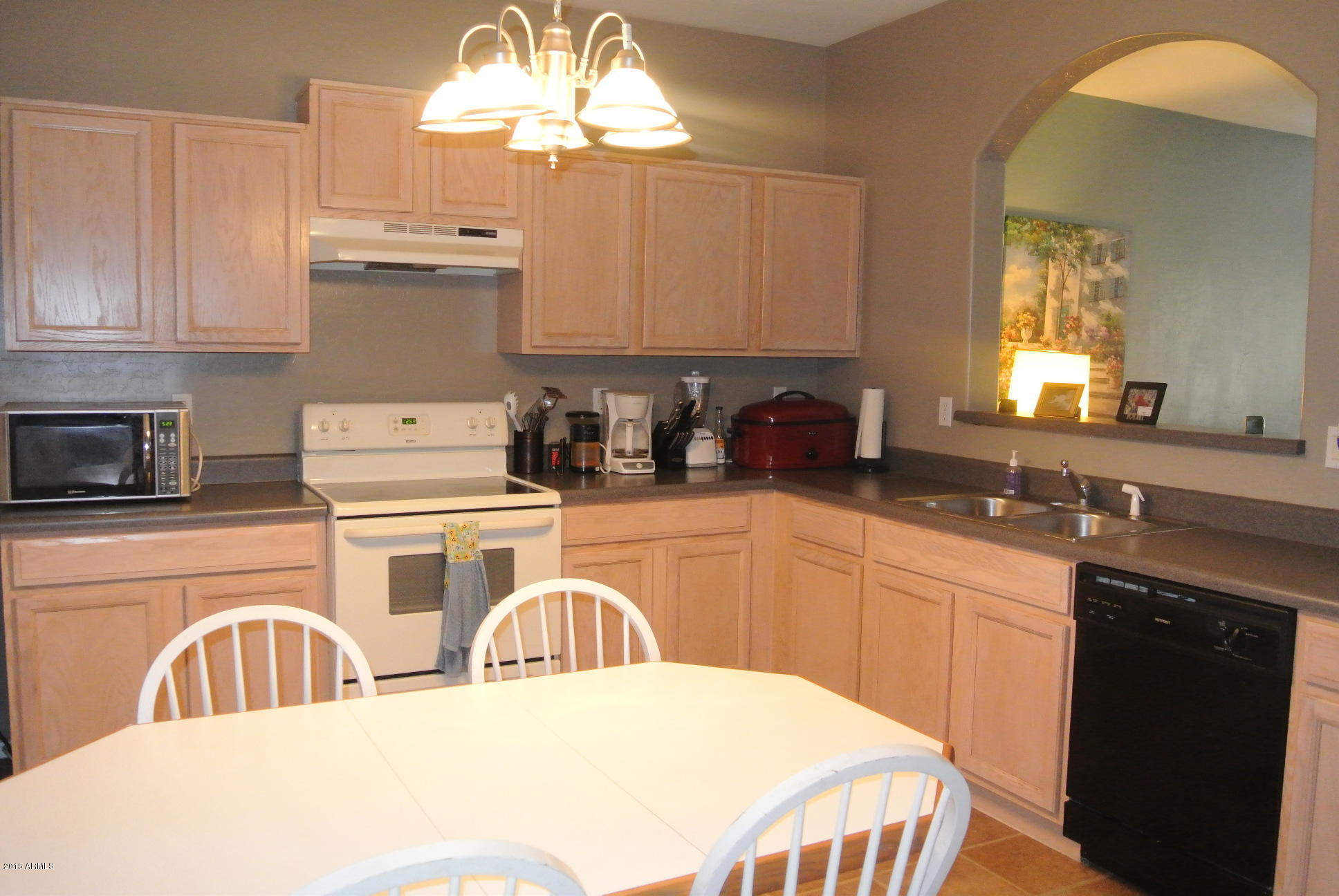 1118 West Fremont Rd. Phoenix, AZ 85041 - Photo 9 of 28 DSC_2862
