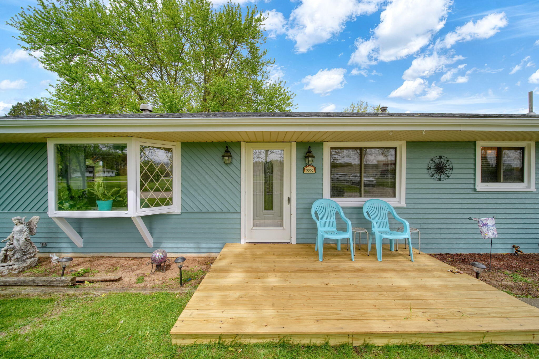 5030 East Berry Road Pleasant Lake, MI 49272 - Photo 5 of 60 5-web-or-mls-DSC03683_HDR