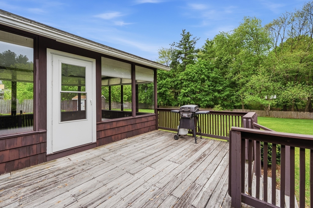 20 Freeman Road Chelmsford, MA 01824 - Photo 32 of 41 Gallery Image 32