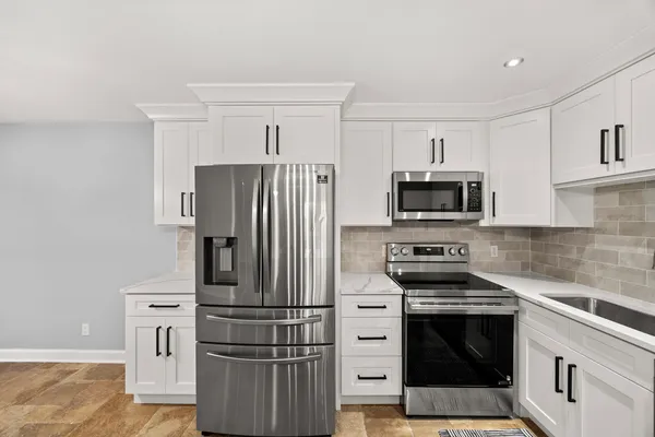 $1,900 | 20224 South Frankfort Square Road, Unit G, Frankfort, IL 60423