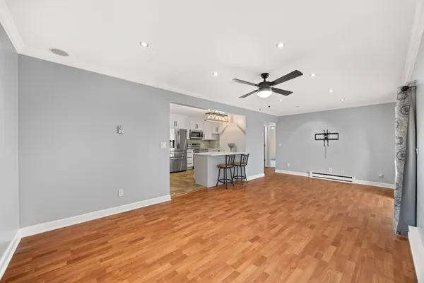 $1,900 | 20224 South Frankfort Square Road, Unit G, Frankfort, IL 60423