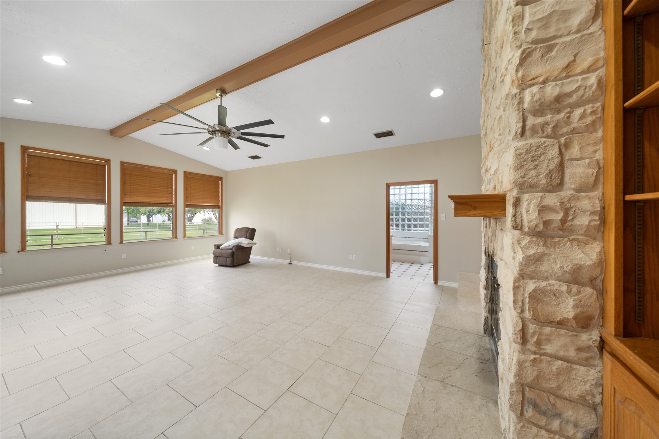 119 Fm 1891 Shiner, TX 77984 - Photo 7 of 40 a view of empty room with windows