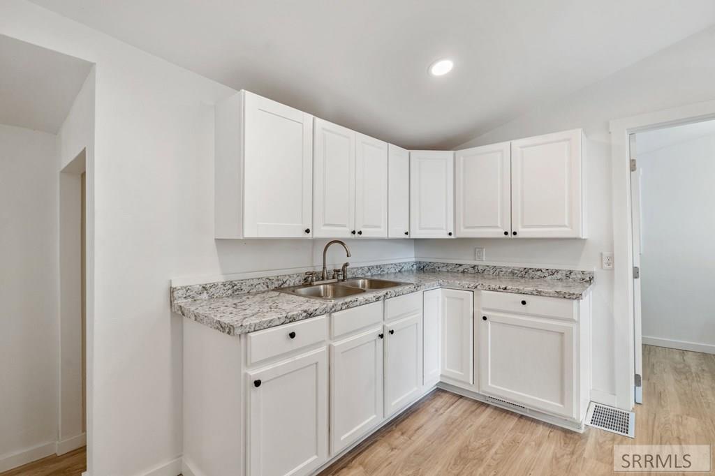 1335 East Lander Street Pocatello, ID 83201 - Photo 10 of 31