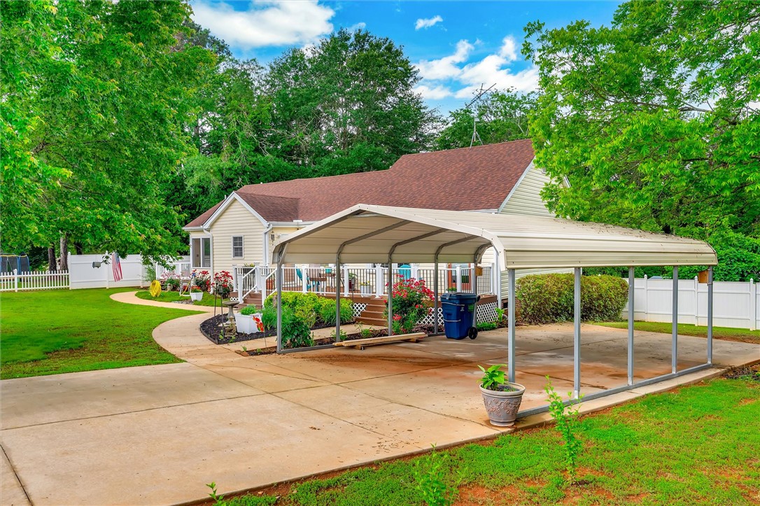 1425 Dyar Road Seneca, SC 29672 - Photo 3 of 28 Gallery Image 3