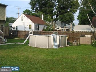 574 Durham Road Langhorne, PA 19047 - Photo 3 of 10 Exterior Side
