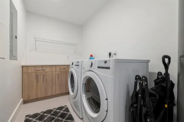 $5,500 | 415 Island Way, Unit 502, Clearwater Beach, FL 33767