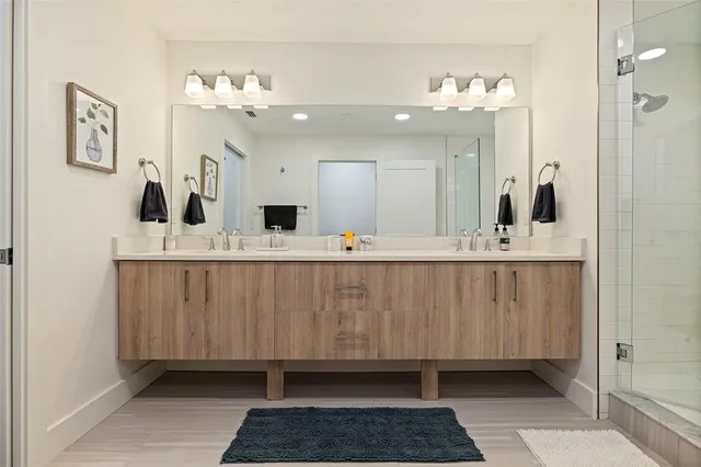 $5,500 | 415 Island Way, Unit 502, Clearwater Beach, FL 33767