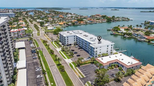 $5,500 | 415 Island Way, Unit 502, Clearwater Beach, FL 33767