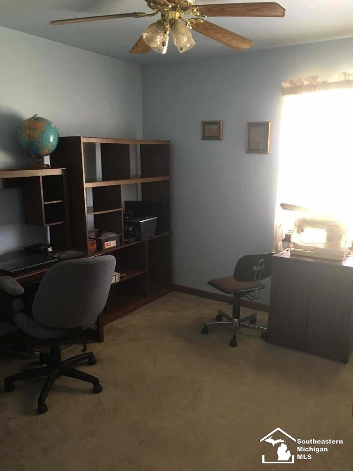 1053 Meanwell Road Dundee, MI 48131 - Photo 6 of 9 21125070-5.JPG