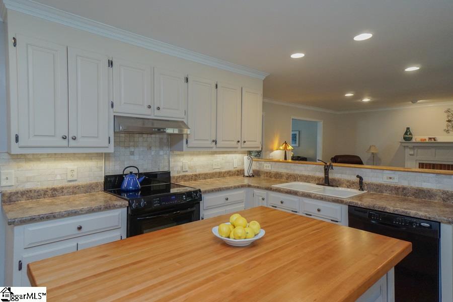 112 Deer Spring Lane Simpsonville, SC 29680 - Photo 15 of 36 Gallery Image 15