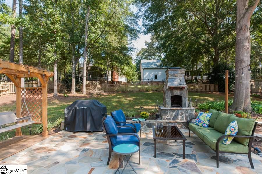 112 Deer Spring Lane Simpsonville, SC 29680 - Photo 33 of 36 Gallery Image 33