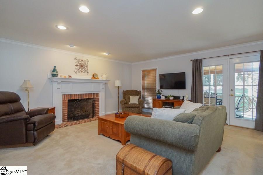 112 Deer Spring Lane Simpsonville, SC 29680 - Photo 6 of 36 Gallery Image 6