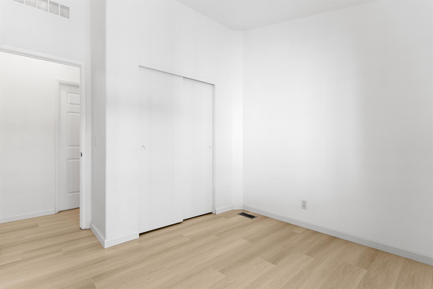 200 Ford Road, Unit 227 San Jose, CA 95138 - Photo 21 of 37 a view of an empty room