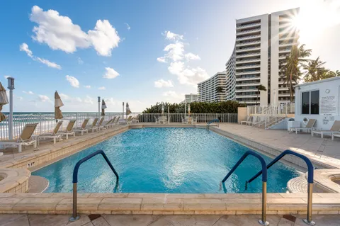 $695,000 | 1200 South Ocean Boulevard, Unit PHG, Boca Raton, FL 33432