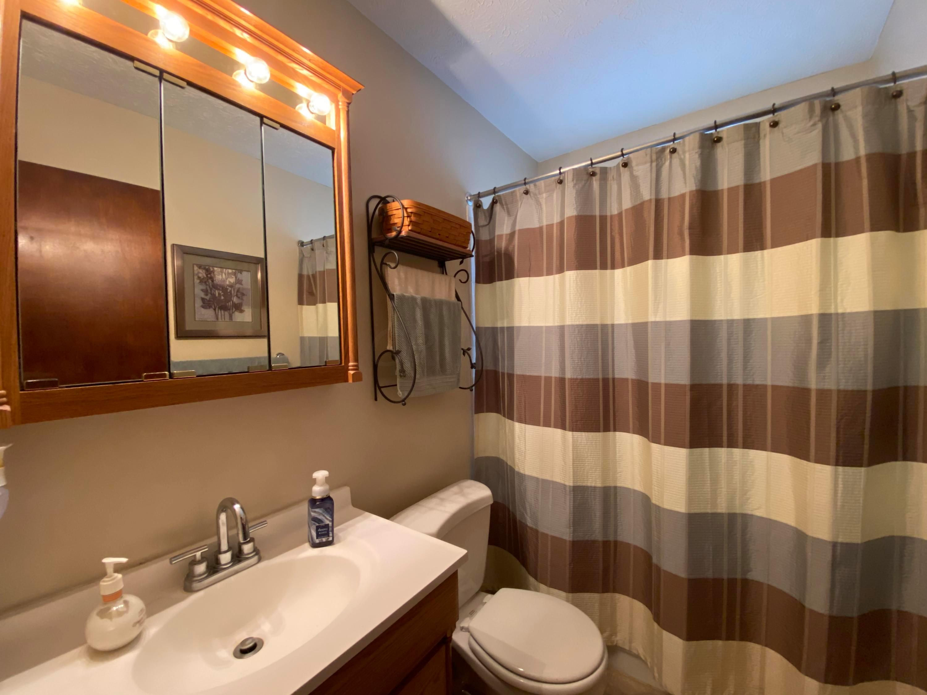 13795 Fancher Road Westerville, OH 43082 - Photo 14 of 59