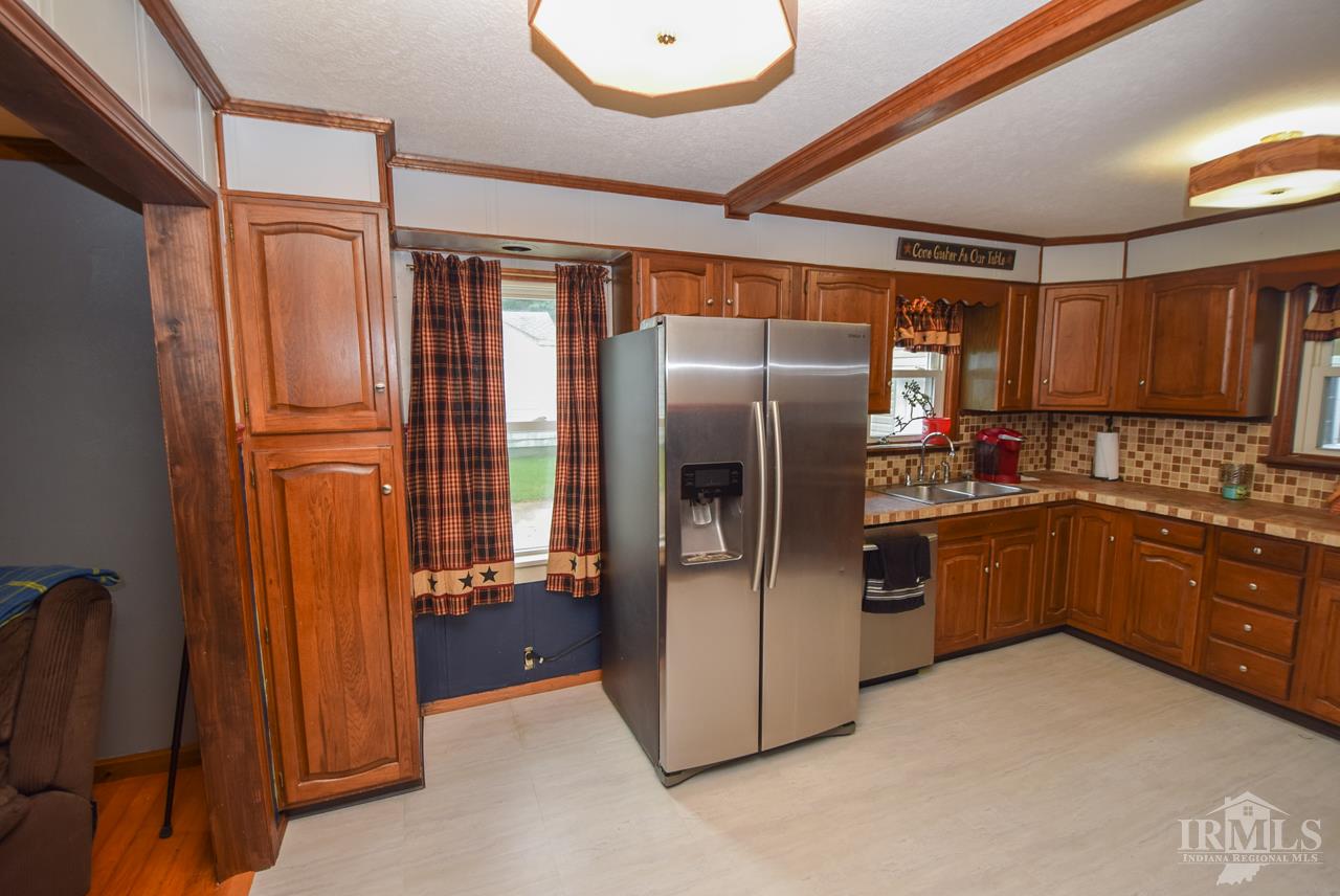 301 North Truitt Road Muncie, IN 47303 - Photo 7 of 26