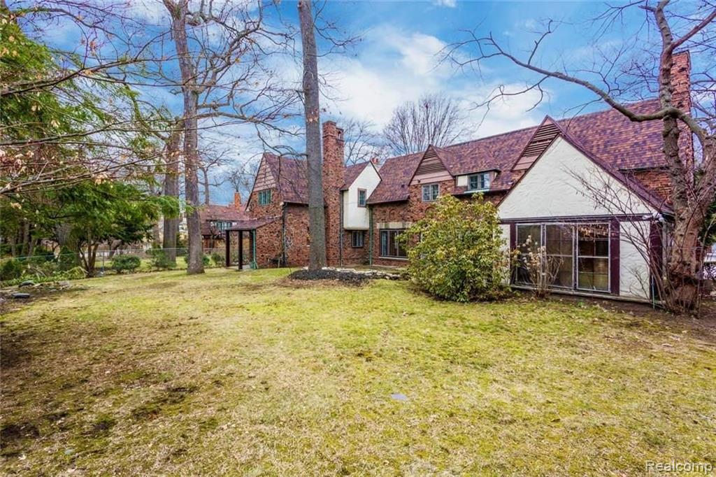 19505 Canterbury Road Detroit, MI 48221 - Photo 29 of 32