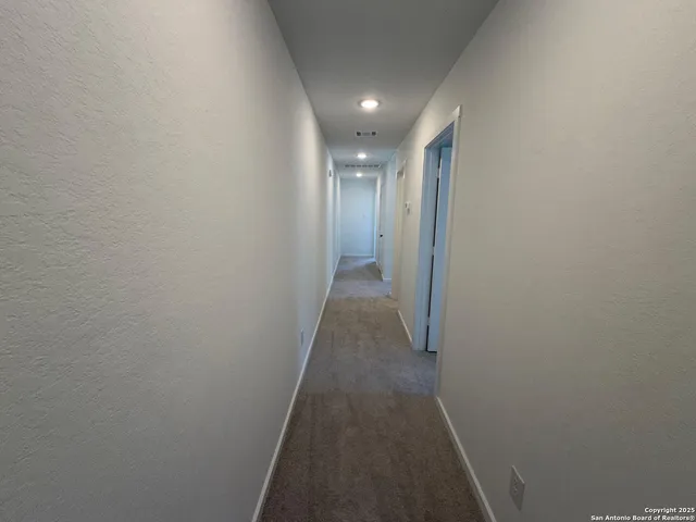 $1,395 | 11910 Bluebell Ridge, Converse, TX 78109