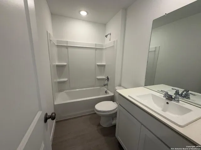 $1,395 | 11910 Bluebell Ridge, Converse, TX 78109