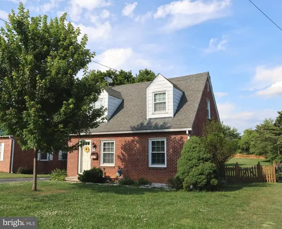 $290,000 | 824 Armstrong Avenue, Hagerstown, MD 21740