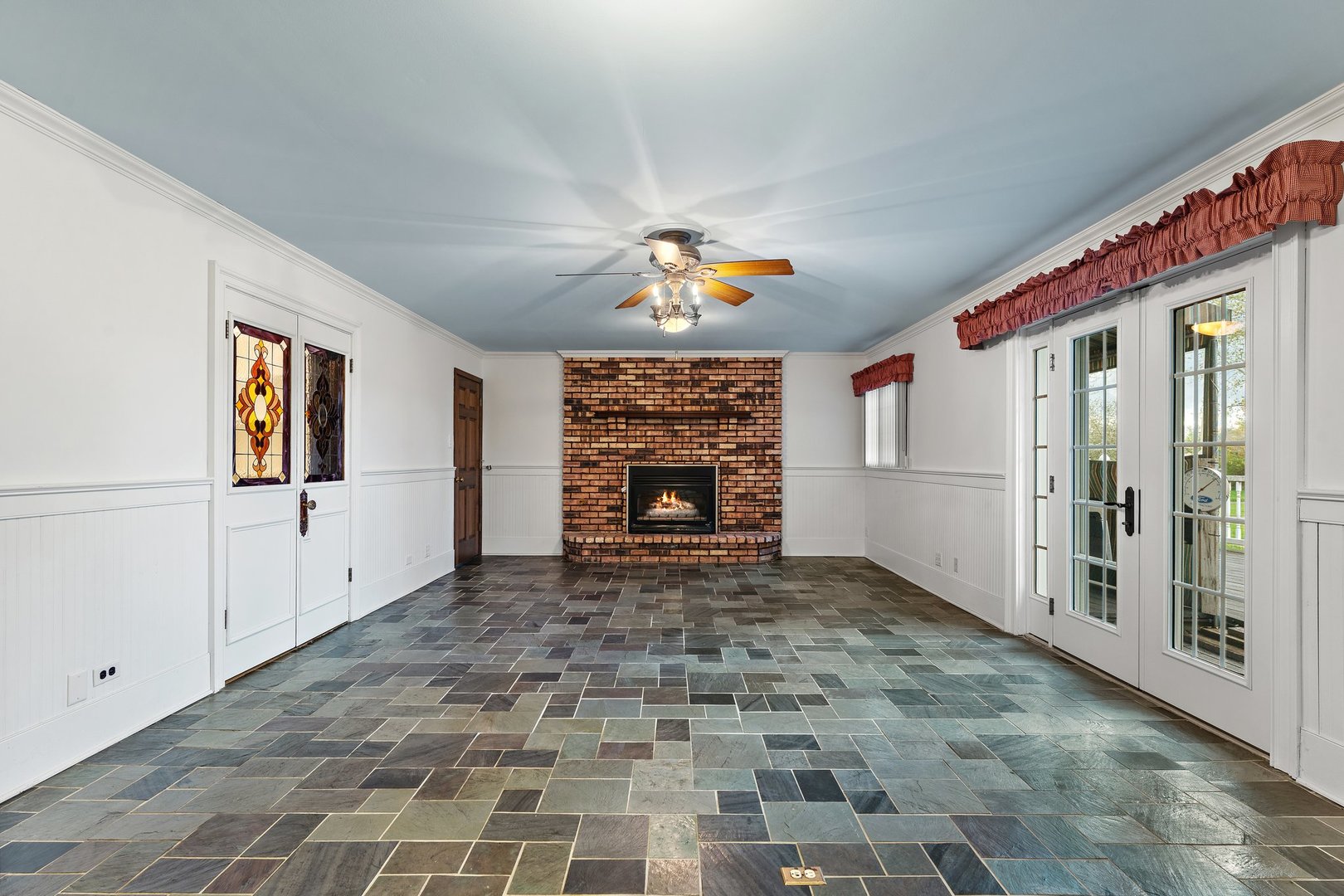 2929 East Danne Road Crete, IL 60417 - Photo 17 of 56 a view of a livingroom with a fireplace and window
