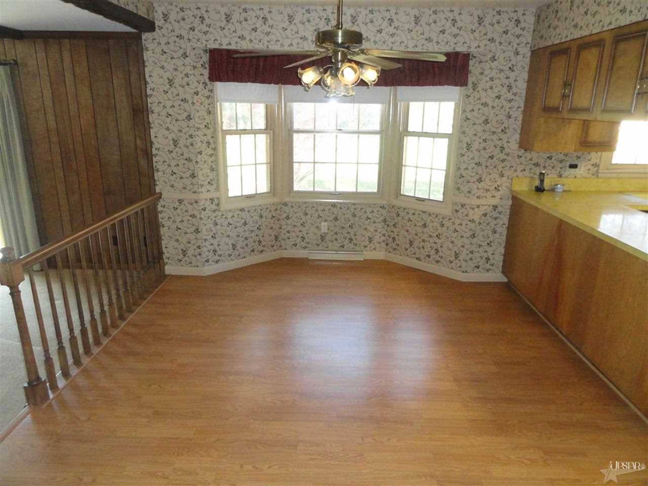 309 Kemper Lane Decatur, IN 46733 - Photo 10 of 23