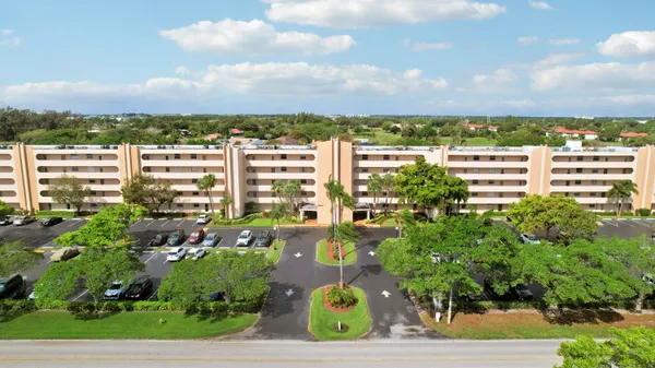 $2,095 | 6461 Northwest 2nd Avenue, Unit 407, Boca Raton, FL 33487